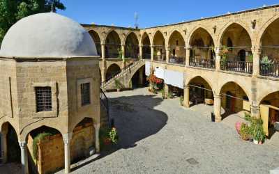 Wycieczka Nikozja stolica dwóch Cyprów z Larnaki